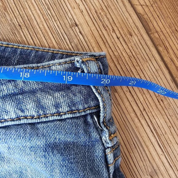 Pilcro Anthropologie Heritage Boyfriend Distressed Blue Crop Jeans Frayed Hem 16 - Picture 12 of 14